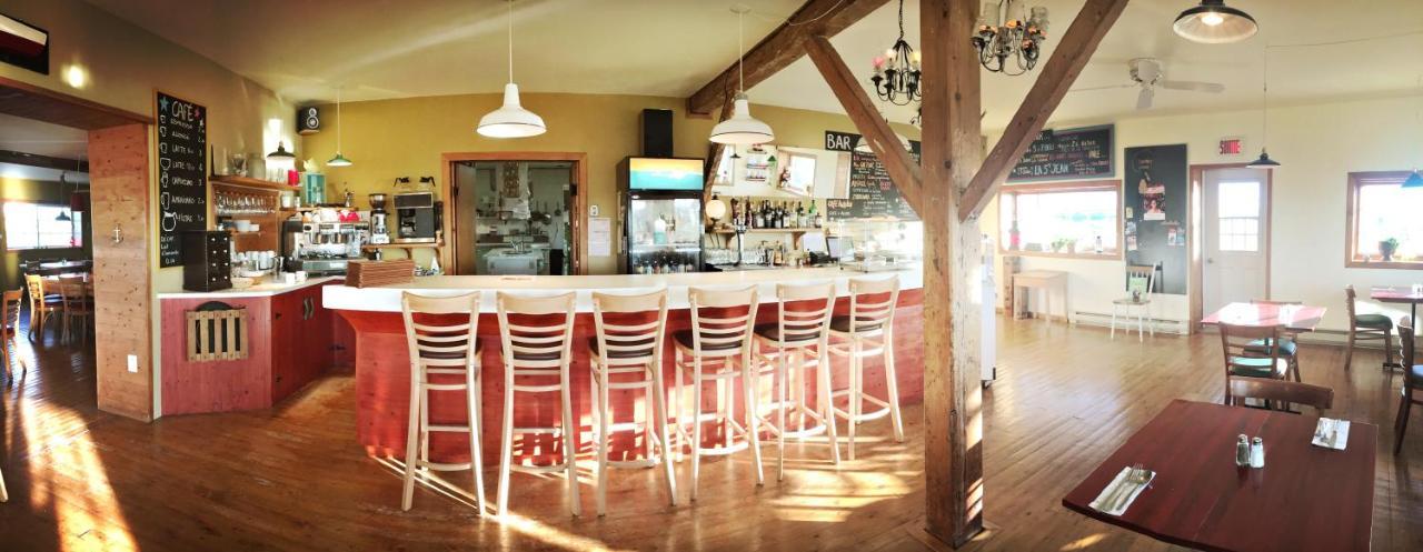 Auberge Cafe Acadien Bonaventure Zewnętrze zdjęcie